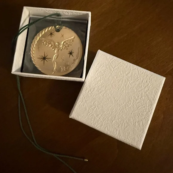 NWT 2025 Limited Edition David Yurman Ornament - Picture 5 of 5